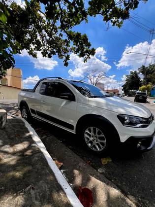 VOLKSWAGEN SAVEIRO 1.6 CROSS CE 8V FLEX 2P MANUAL VOLKSWAGEN SAVEIRO 1.6 CROSS CE 8V FLEX 2P MANUAL